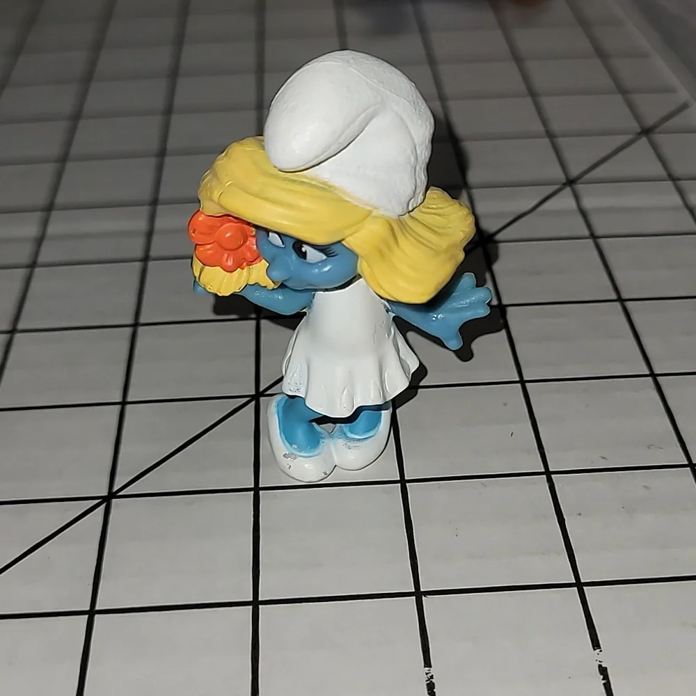 Smurfette Smurf 2011 McDonald's Gently Preloved